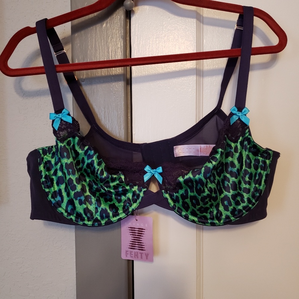 Savage Fenty bra. NWT